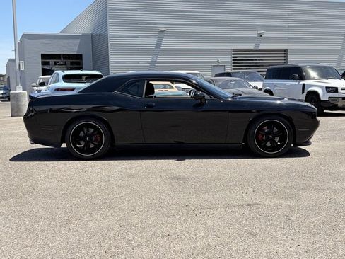 Used 2020 Dodge Challenger SXT RWD image 4