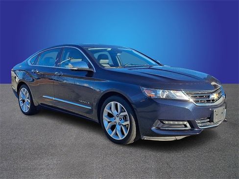Used 2016 Chevrolet Impala LTZ w/ Enhanced Convenience Package image 2