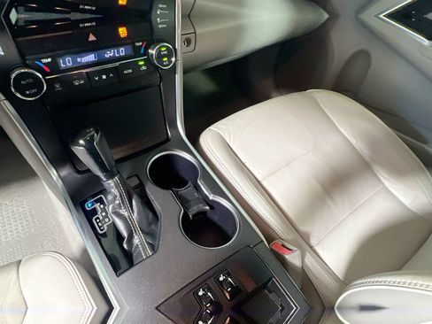 Used 2016 Toyota Camry XLE w/ Advanced Technology Package FWD image 25
