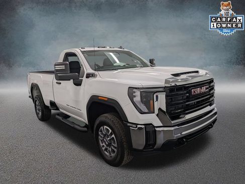 Used 2026 GMC Sierra 3500 Pro w/ Convenience Package AWD/4WD image 3