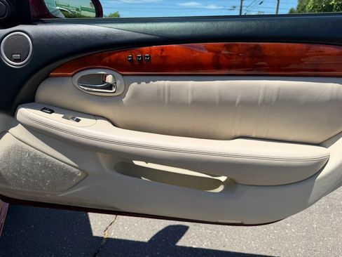 Used 2006 Lexus SC 430 Convertible w/ Preferred Accessory Pkg RWD image 13