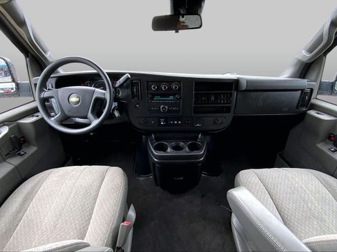Used 2020 Chevrolet Express 2500 LT w/ LT Preferred Equipment Group RWD image 14