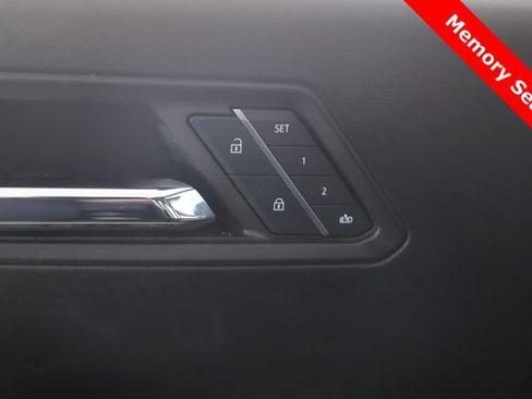 Used 2024 GMC Canyon AT4X image 20