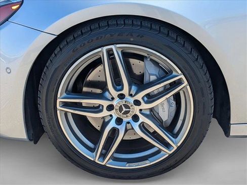 Used 2020 Mercedes-Benz E 350 Sedan image 22