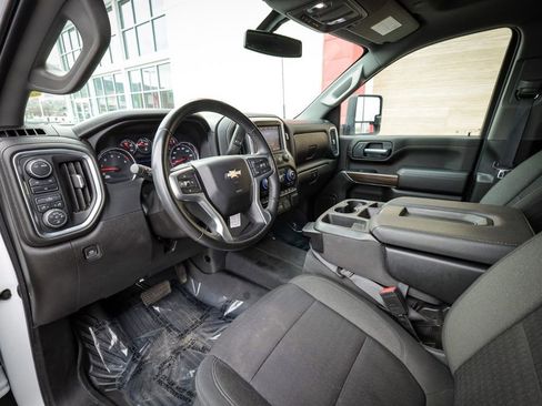 Used 2023 Chevrolet Silverado 2500 LT AWD/4WD image 12