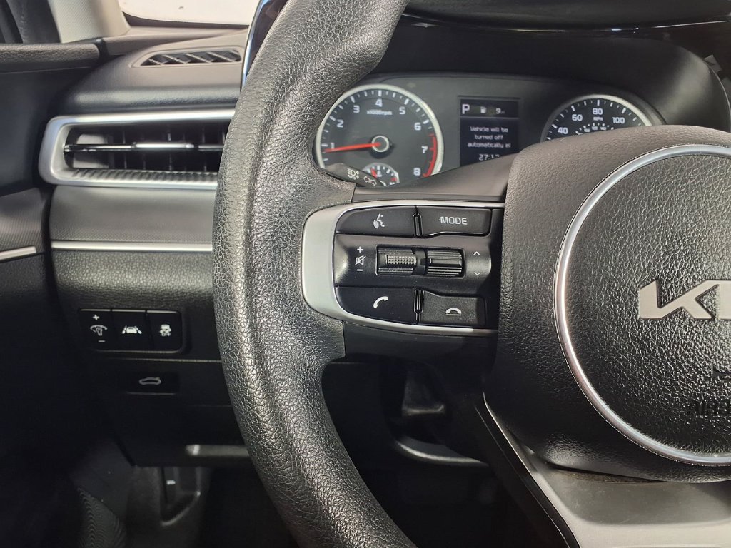 Used 2022 Kia K5 LXS FWD image 17