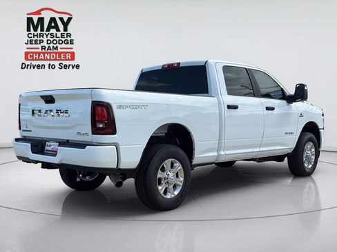 New 2025 RAM 2500 Big Horn AWD/4WD image 7