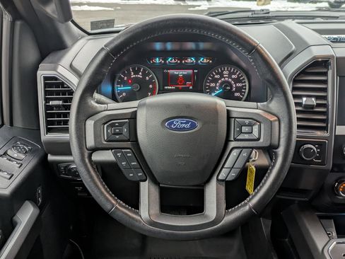 Used 2019 Ford F150 XLT w/ Equipment Group 302A Luxury image 18