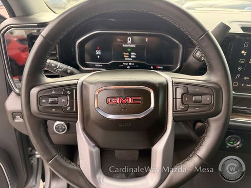 Used 2024 GMC Sierra 1500 Elevation image 21
