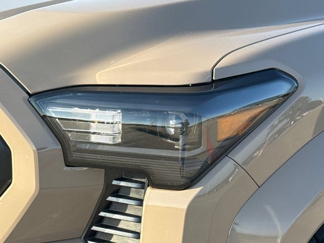 Used 2026 Toyota Tacoma TRD Sport AWD/4WD image 4