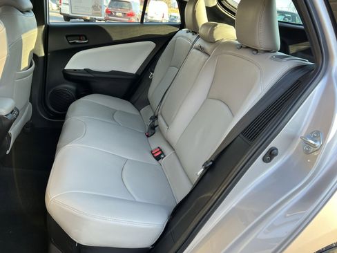Used 2022 Toyota Prius Prime LE image 23