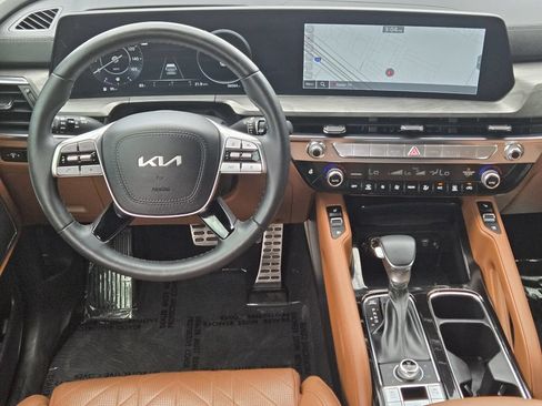 Certified 2024 Kia Telluride SX Prestige X-Line AWD/4WD image 10