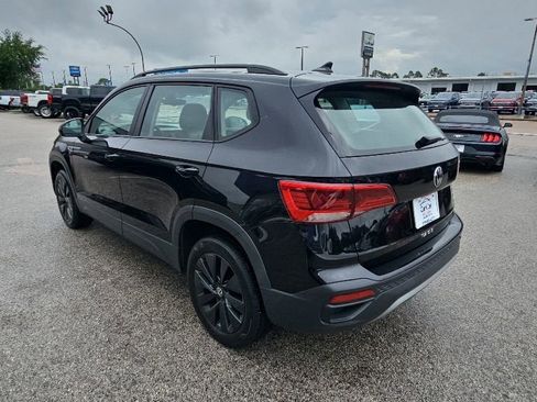 Used 2023 Volkswagen Taos S FWD image 5