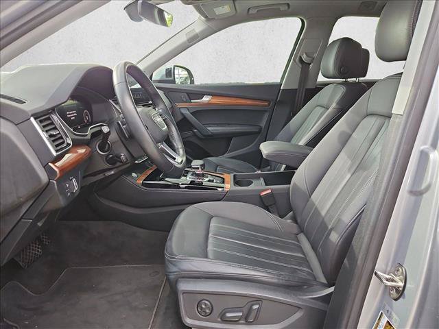 Used 2023 Audi Q5 2.0T Premium Plus w/ Premium Plus Package AWD/4WD image 12