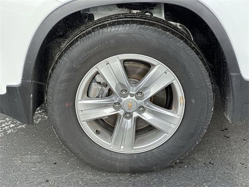 Certified 2022 Chevrolet Trax LT w/ LT Convenience Package image 31