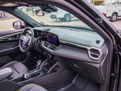 New 2025 Chevrolet TrailBlazer ACTIV w/ Convenience Package image 12