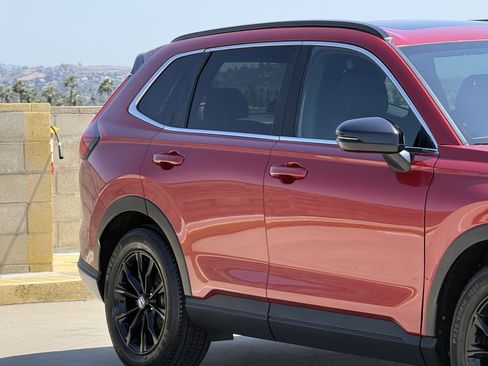 Used 2023 Honda CR-V Sport image 5
