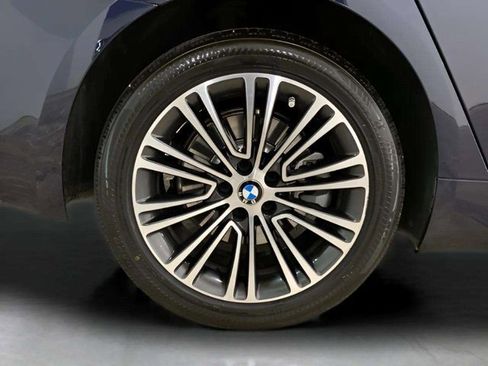 Used 2020 BMW 530i w/ Convenience Package image 30