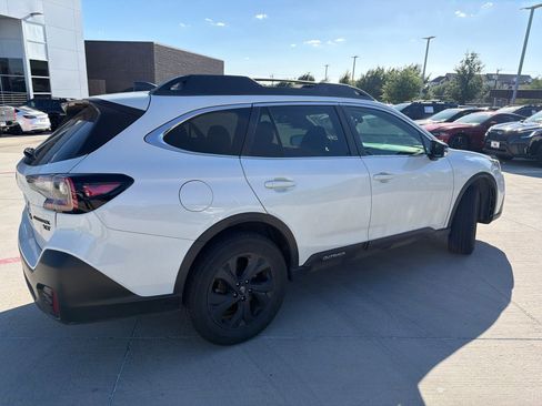 Used 2022 Subaru Outback Onyx Edition XT AWD/4WD image 3