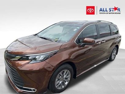 Used 2024 Toyota Sienna XLE