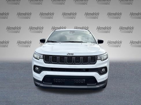 New 2026 Jeep Compass Latitude image 3