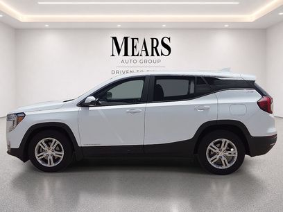 Used 2024 GMC Terrain SLE