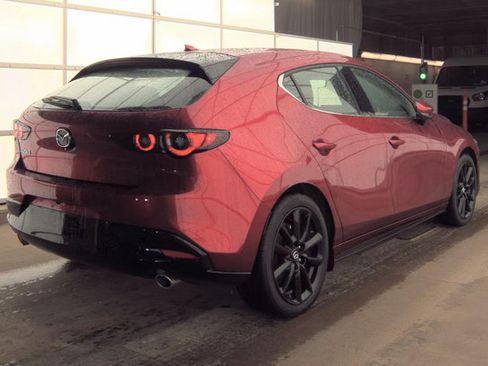 Used 2026 MAZDA MAZDA3 2.5 S Hatchback w/ Premium Pkg FWD image 3