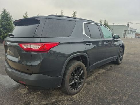 Used 2020 Chevrolet Traverse LT w/ LPO, Blackout Package AWD/4WD image 7