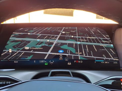 Certified 2026 Cadillac Vistiq Luxury AWD/4WD image 26