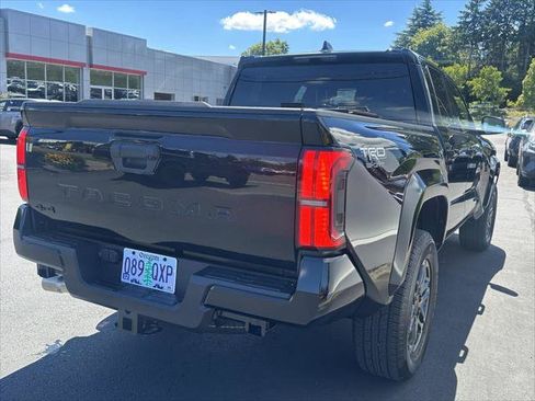 Certified 2026 Toyota Tacoma TRD Sport AWD/4WD image 20
