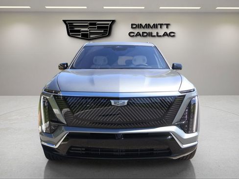 New 2026 Cadillac Vistiq Luxury AWD/4WD image 8