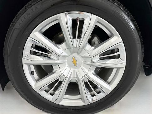 Used 2024 Chevrolet Tahoe High Country AWD/4WD image 29
