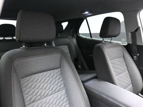 Used 2020 Chevrolet Equinox LT FWD image 27