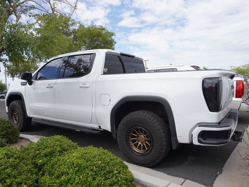 Used 2024 GMC Sierra 1500 Elevation AWD/4WD image 7