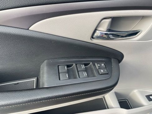 Used 2020 Honda Ridgeline RTL image 12