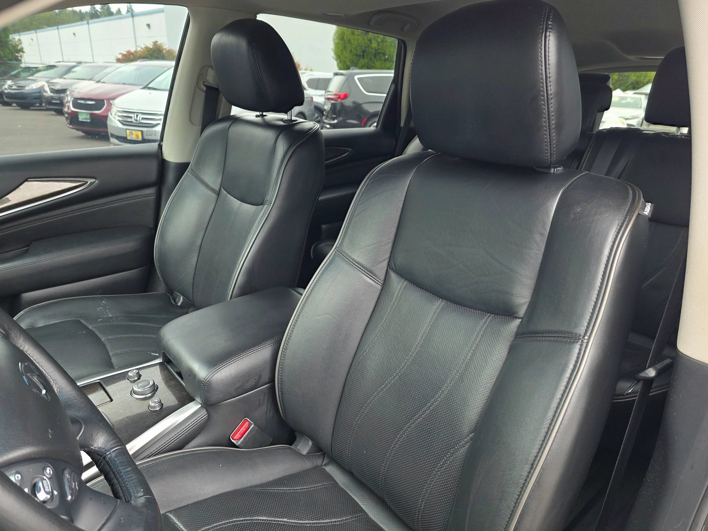 Used 2015 INFINITI QX60 Luxe w/ Premium Plus Package AWD/4WD image 40