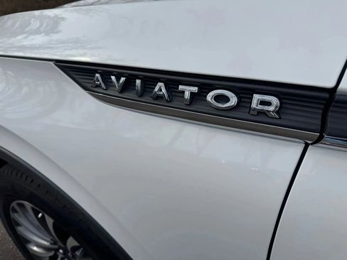 Used 2020 Lincoln Aviator Reserve w/ Equipment Group 201A image 15