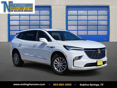 Used 2024 Buick Enclave Premium image 1