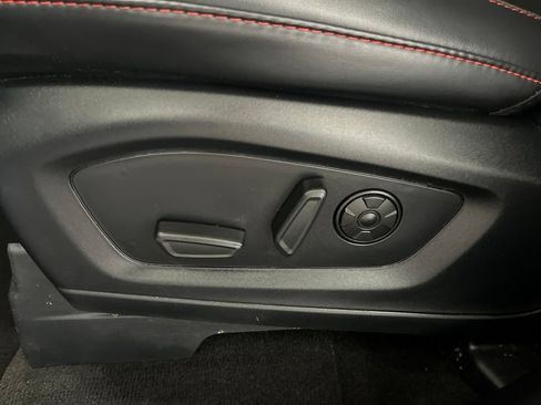 Used 2025 Ford Explorer ST AWD/4WD image 24