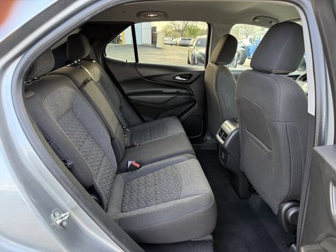 Used 2023 Chevrolet Equinox LT FWD image 30