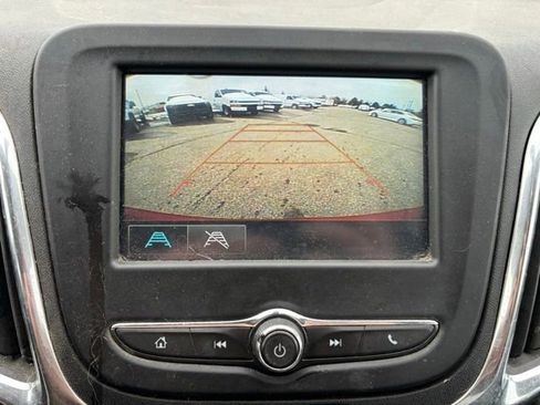 Used 2018 Chevrolet Equinox LT image 13