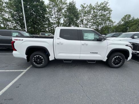 New 2026 Toyota Tundra SR5 AWD/4WD image 13
