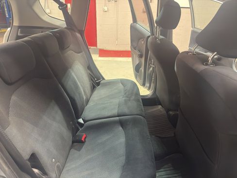 Used 2010 Honda Fit Sport image 25