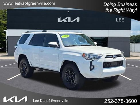 Used 2022 Toyota 4Runner SR5 RWD image 1