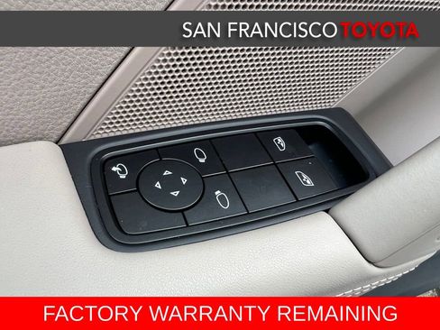 Used 2025 Porsche 911 Carrera image 36