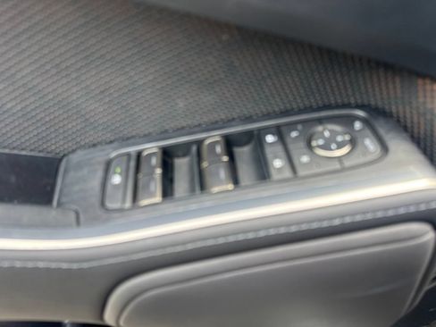 Used 2024 Lexus GX 550 w/ Accessory Package (2T) AWD/4WD image 14