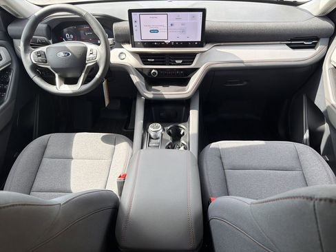 New 2026 Ford Explorer Active RWD image 20