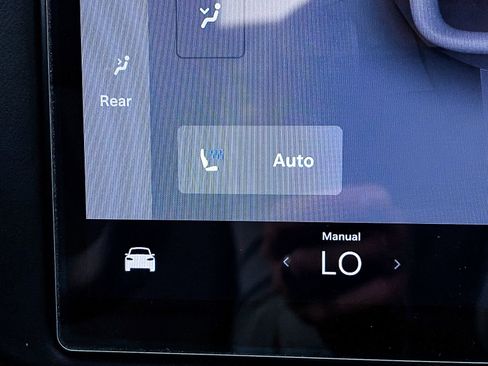 Used 2023 Tesla Model X image 21