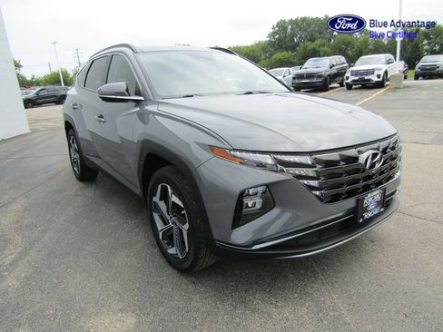 Used 2024 Hyundai Tucson Limited AWD/4WD image 14