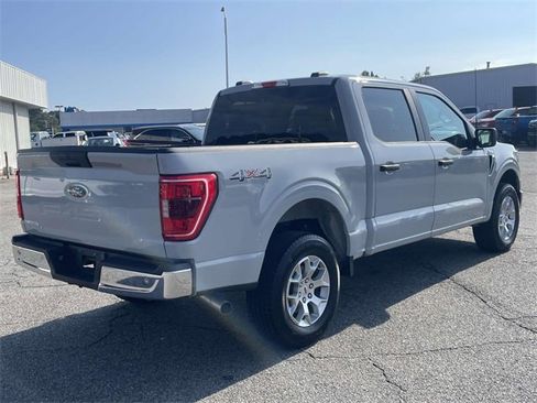 Used 2023 Ford F150 XLT image 3